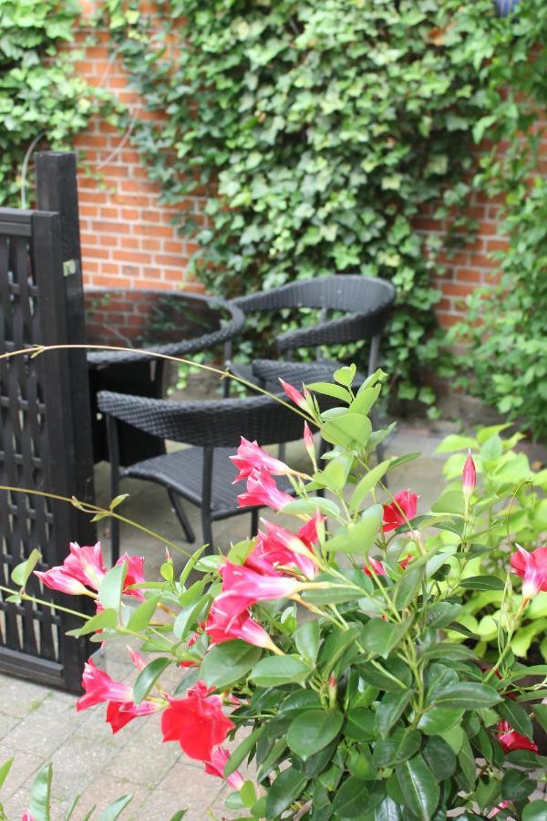 Amalie Bed And Breakfast & Apartments Odense Exteriér fotografie